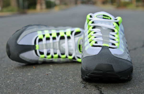 Nike Air Max 95 Og Neon Arriving At Retailers 2