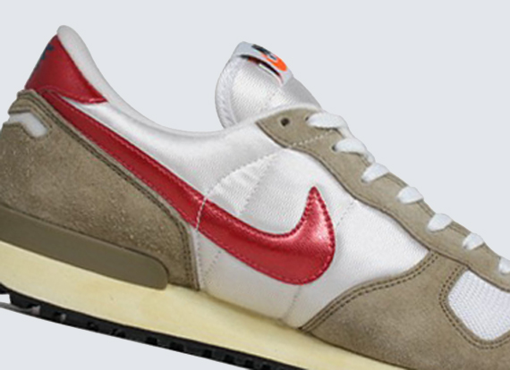 Nike Air Vortex VNTG - White - Khaki - Varsity Red