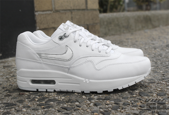Nike Wmns Air Max 1 White Metallic Silver 1