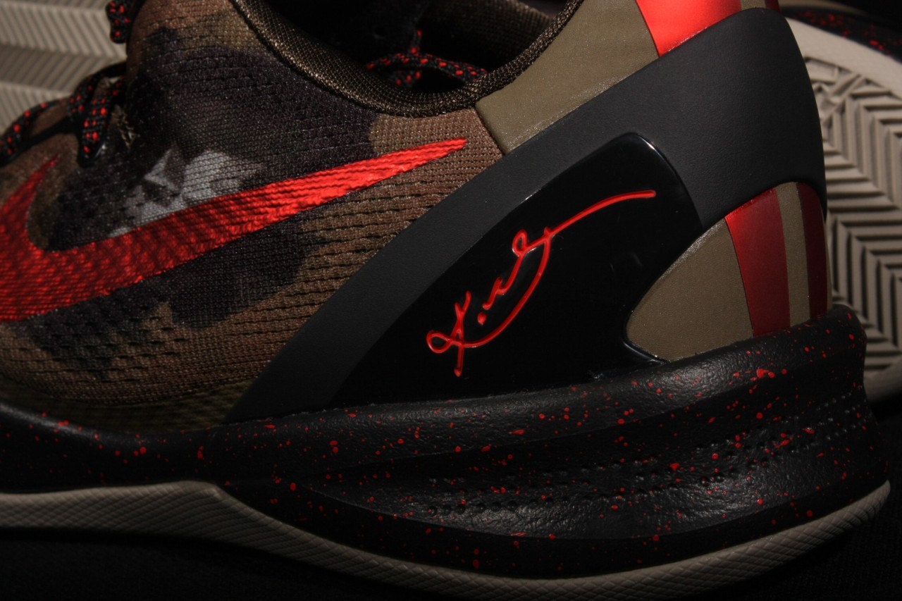 Python Nike Kobe 8 03