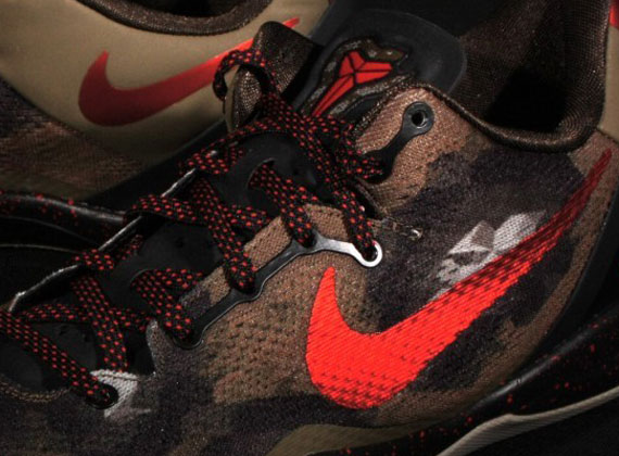 Python Nike Kobe 81