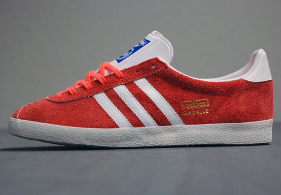 adidas Originals Gazelle OG - Infrared - Metallic Gold
