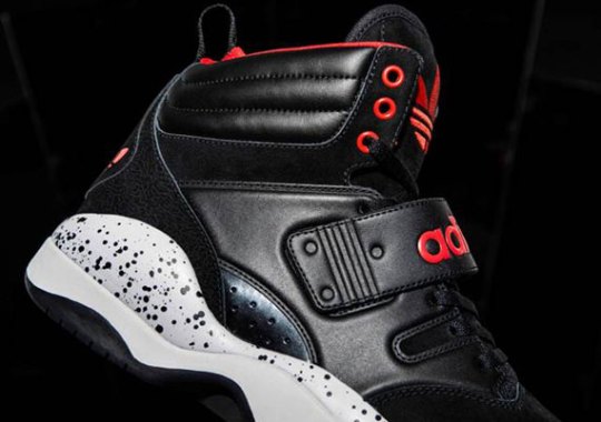 adidas Originals Hackmore – Black – Red – White