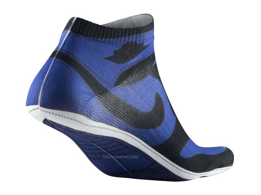 Air Jordan 1 Royal Socks 01