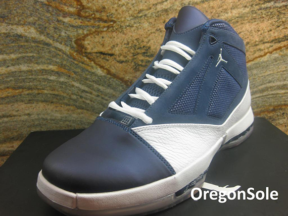 Air Jordan Xvi 2012 Retro White Midnight Sample 3