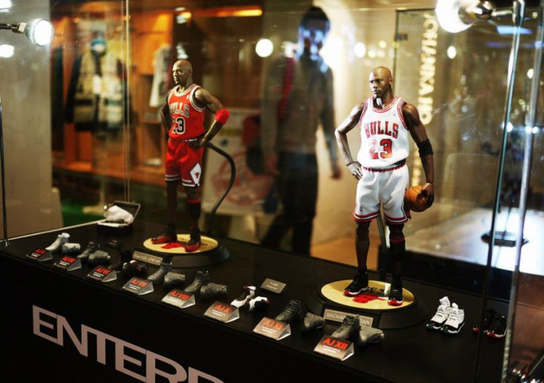 Michael Jordan Figurines by Enterbay Showcase