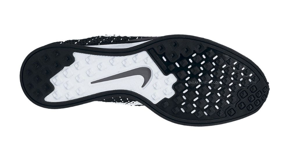 Nike Flyknit Racer Dark Grey White Black 4