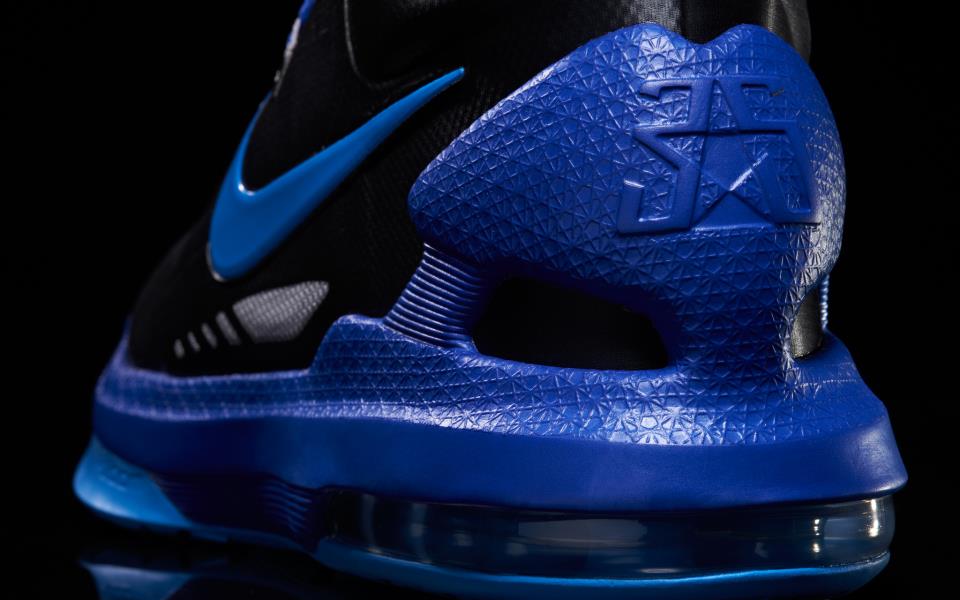 Nike Kd V Black Blue Glow 02