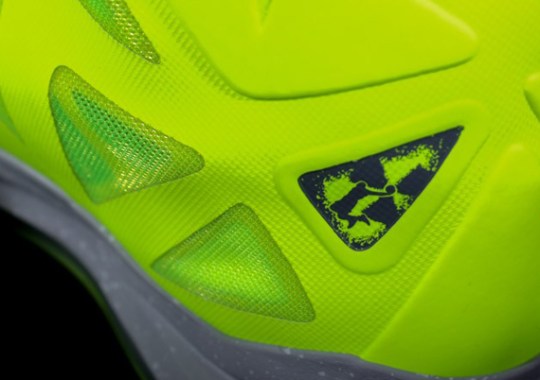Nike LeBron X “Volt Dunkman”