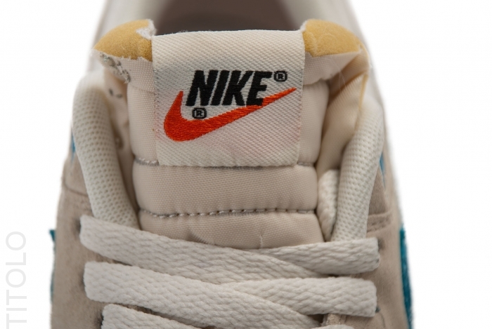 Nike Wmns Air Max 1 Vntg Neo Torq 01
