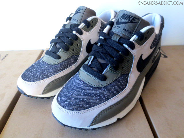 Nike Wmns Air Max 90 Speckle Camo White Grey Black 2