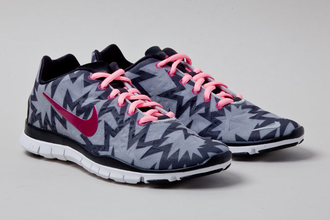 Nike Wmns Free Tr Fit 3 Kaboom 2