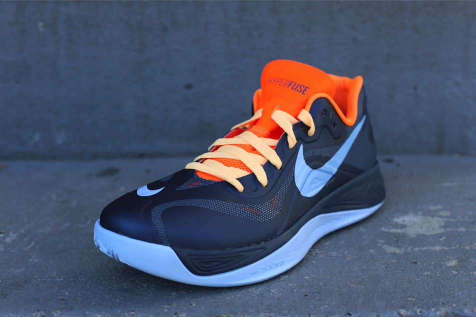 Nike Zoom Hyperfuse 2012 Low Squadron Blue Ice Blue Total Orange 2