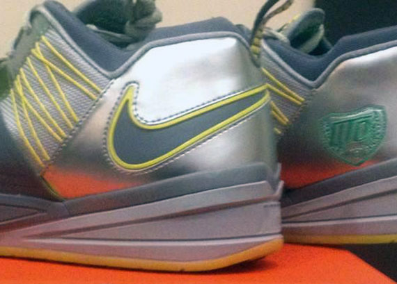 Nike Zoom Revis Oregon Ducks 1