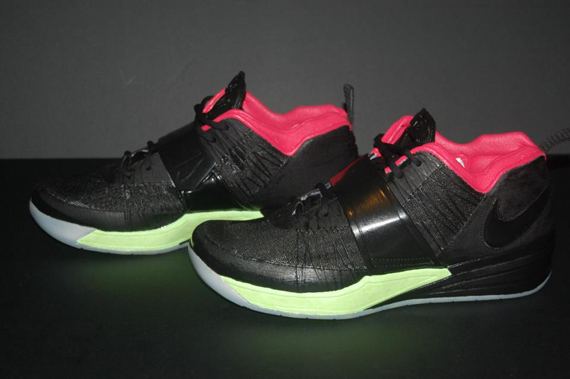 Nike Zoom Revis Yeezy 2 4