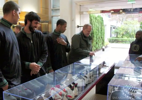 Oregon Ducks Basketball Team Visits Nike World HQ in Beaverton