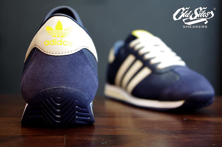 Adidas Originals Country 4