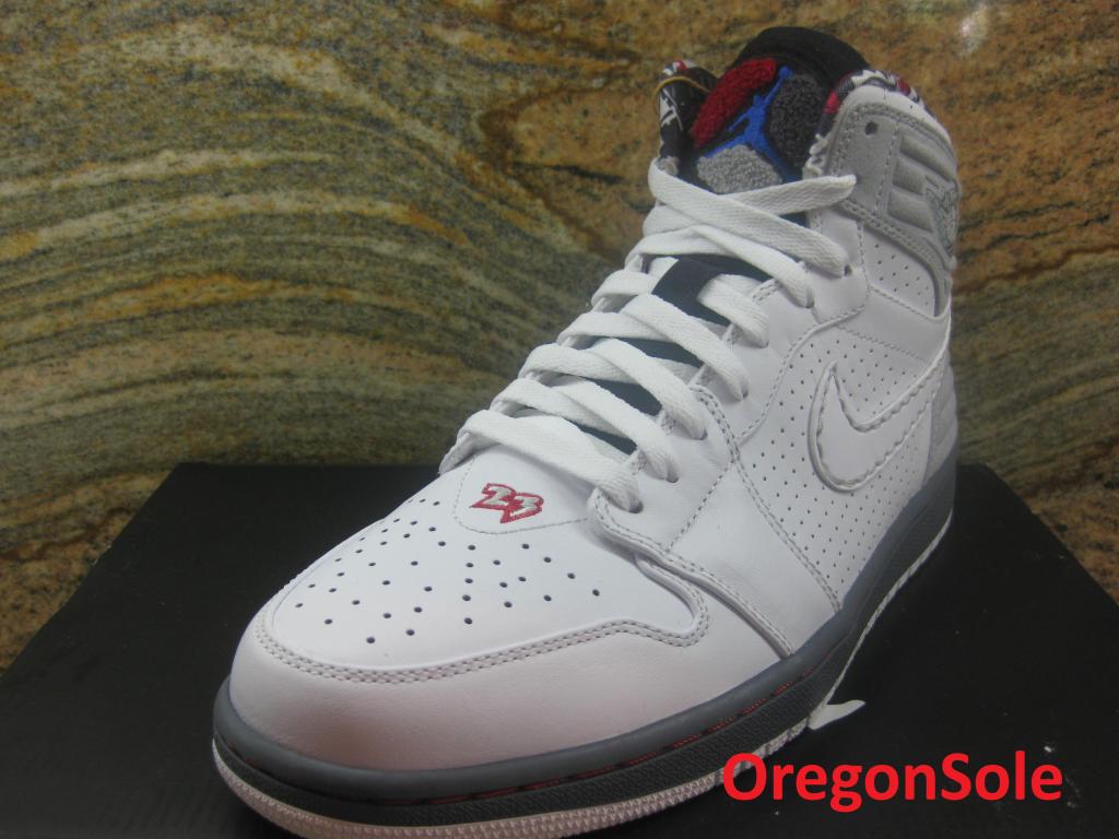 Air Jordan 1 93 Retro 02