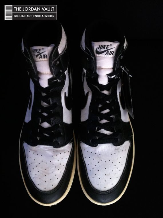 Air Jordan 1 Og White Black 09
