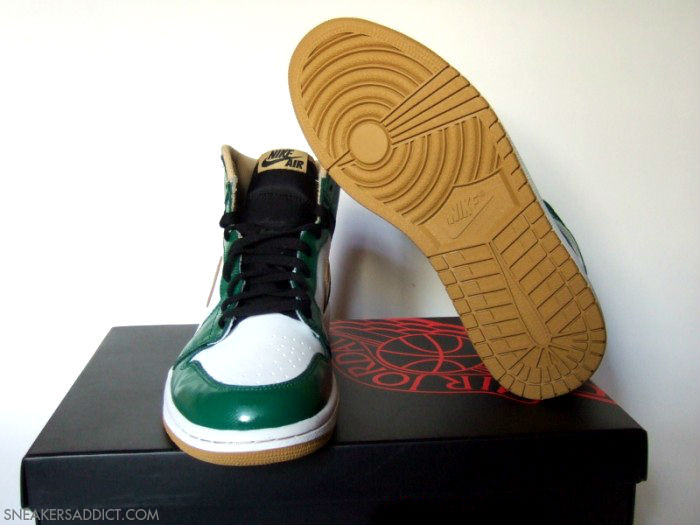 Air Jordan 1 Retro High Og Celtics 06