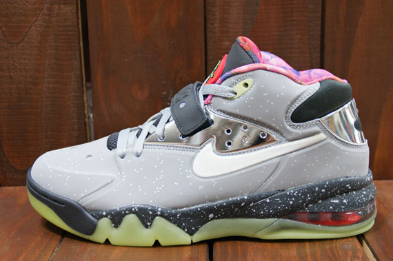 Area 72 Nike Air Force Max 03