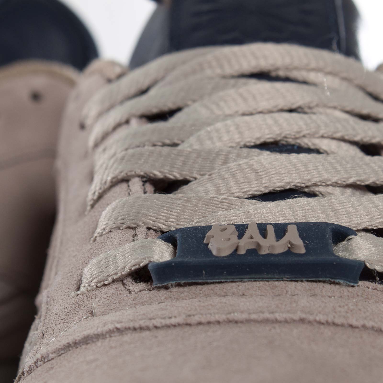 Bau X Reebok Classic Leather Lux 07