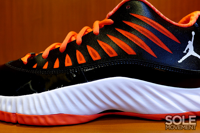 Jordan Super Fly Low Black Total Crimson 6