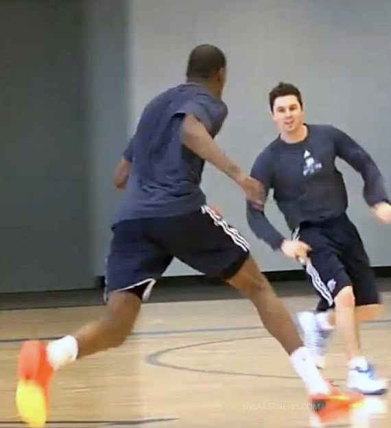 Kevin Durant Wearing Unidentified New Nike Lowtop Model 4