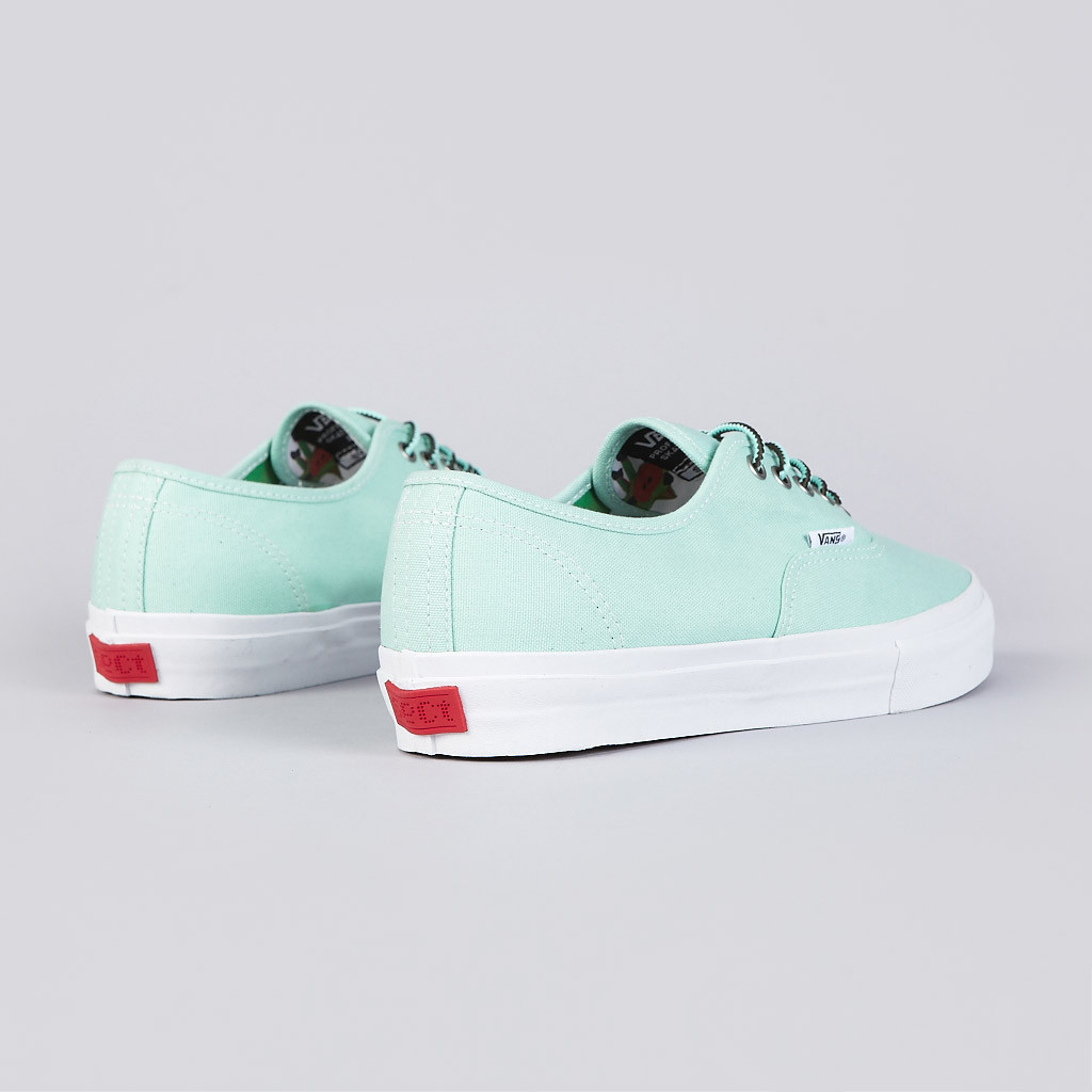 Mike Hill Vans Syndicate Authentic 3