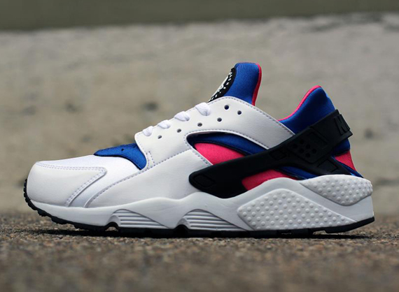 Nike Air Huarache White Game Royal Dynamic Pink