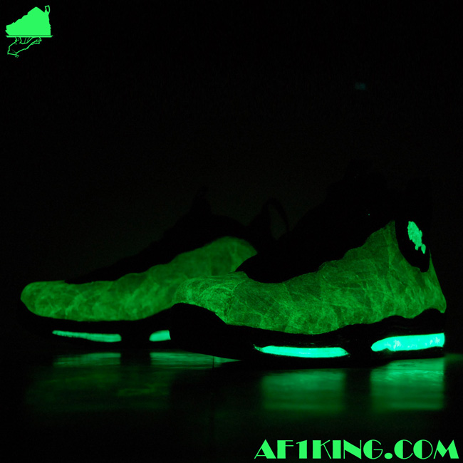Nike Air Total Foamposite Max Paraduncan 01