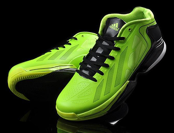 Adidas Crazy Light 2 Low1