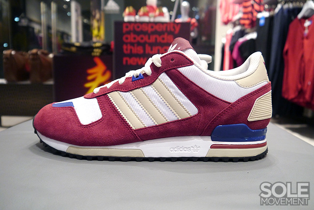 Adidas Originals Zx 700 Cardinal 1