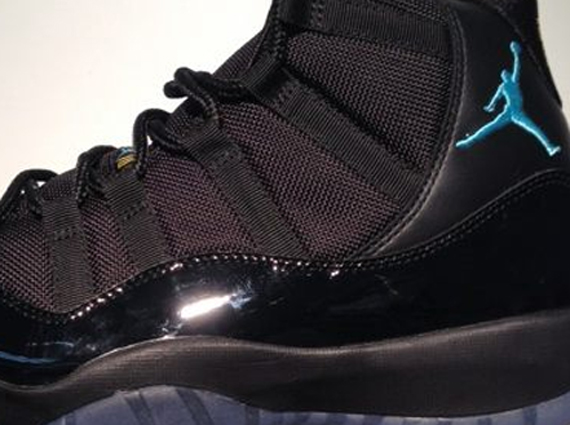Air Jordan XI - Black - Gamma Blue - Varsity Maize