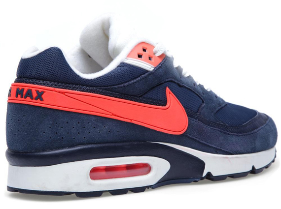Nike Air Classic Bw Squadron 03