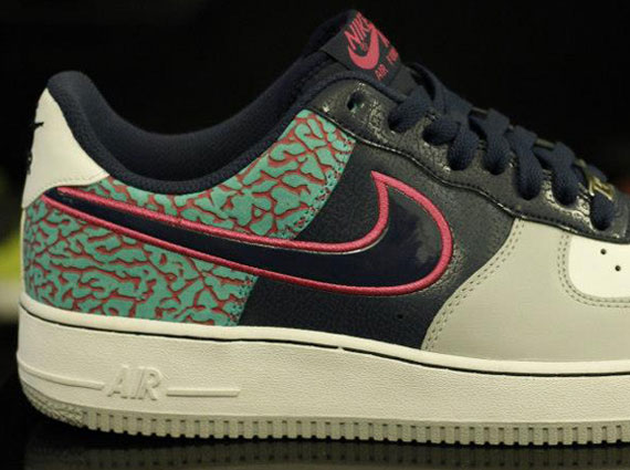 Nike Air Force 1 Teal Elephant Print Purple 1