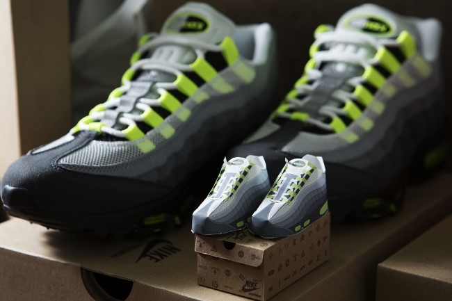 Nike Air Max Reinvented By Momot 03