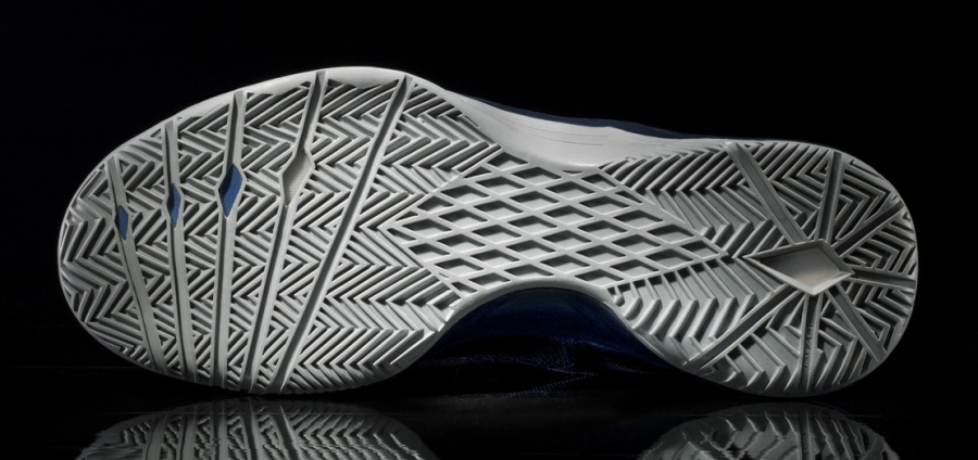Nike Basketball Inside Access 14
