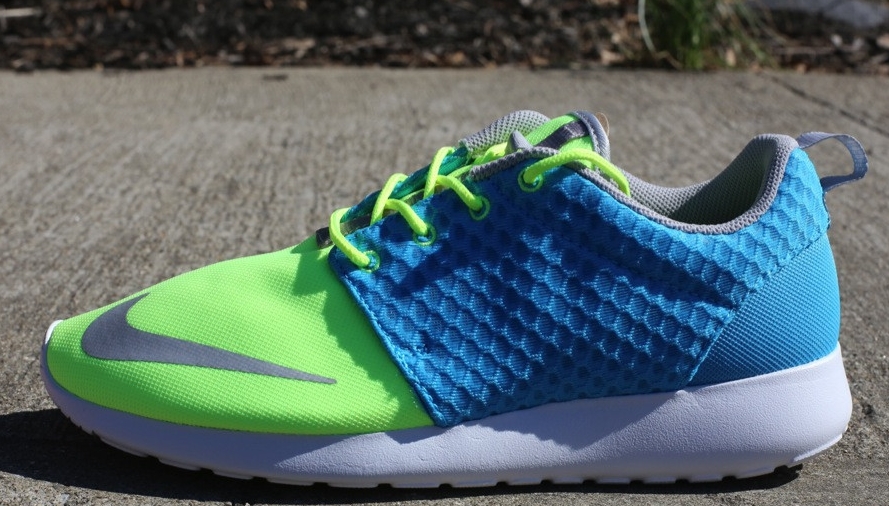 Nike Roshe Run Fb Current Blue Hot Lime Chrome Available 02