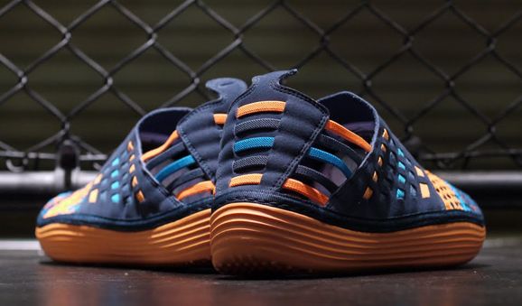 Nike Solarsoft Rache Woven Premium 05