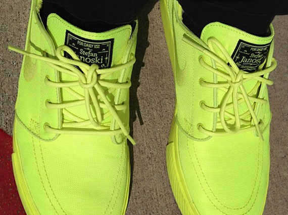 Nike Zoom Stefan Janoski "Volt"