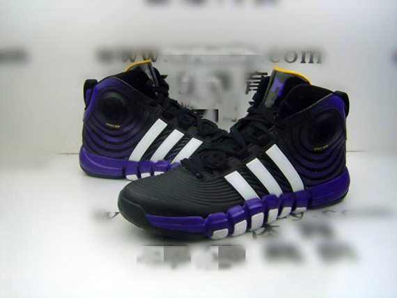Adidas D Howard Light 2 3