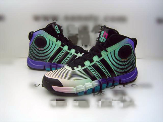 Adidas D Howard Light 2 4