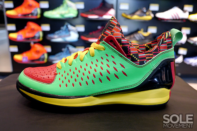 Adidas Rose 3 Low Tribal 1