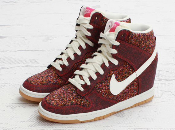 Liberty X Nike Wmns Dunk Sky High Pink Force