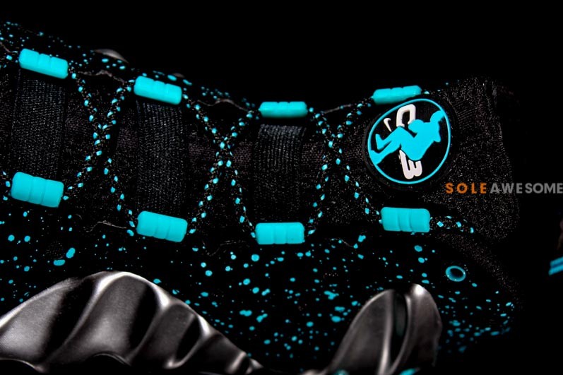 Nike Barkley Posite Max Pure Platinum Black Cyber Blue 03