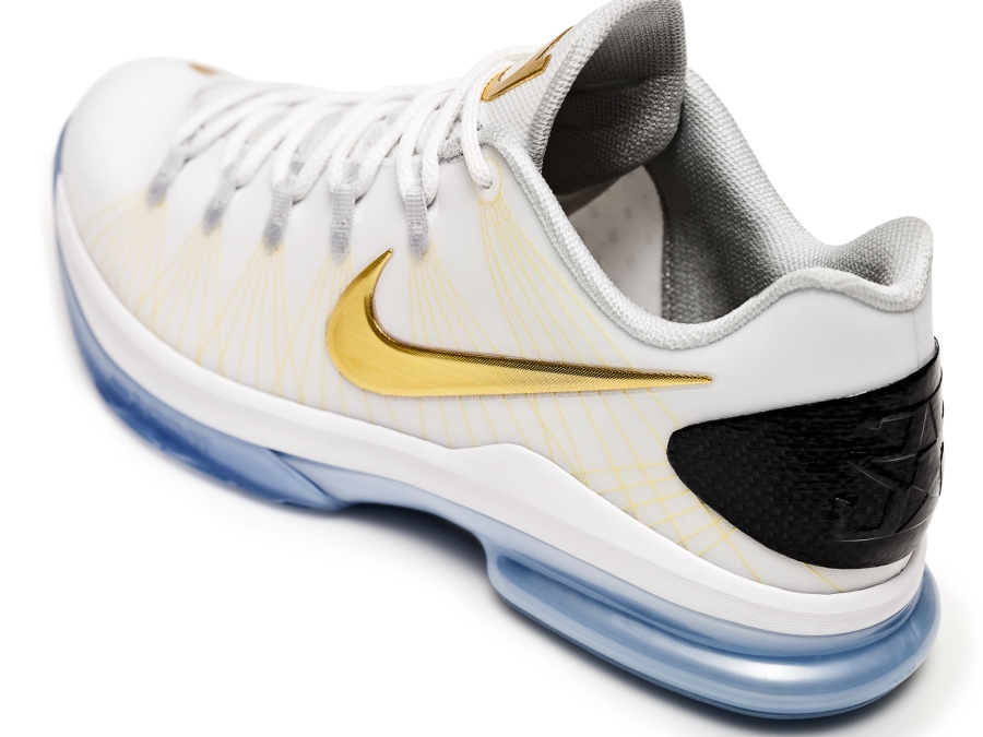 Nike Basketball Elite Series 2 0 Gold Collection 02