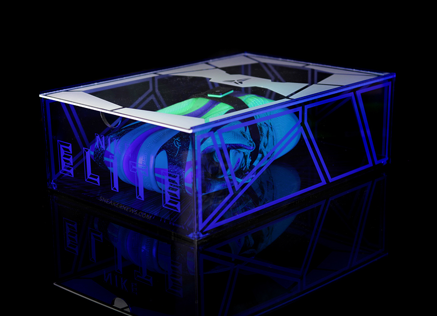 Nike Kobe 8 Elite Superhero Special Edition Packaging