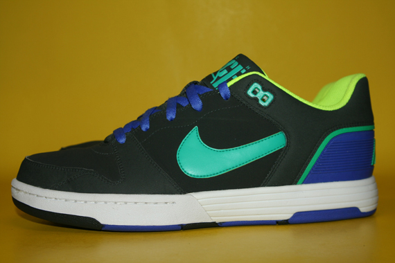 Nike Mach Force Teal Volt 8