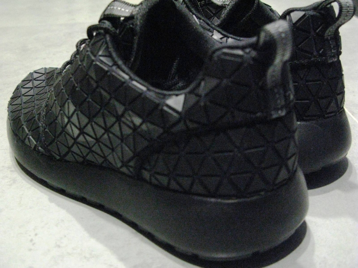 Nike Roshe Run Metric Wmns Qs 02